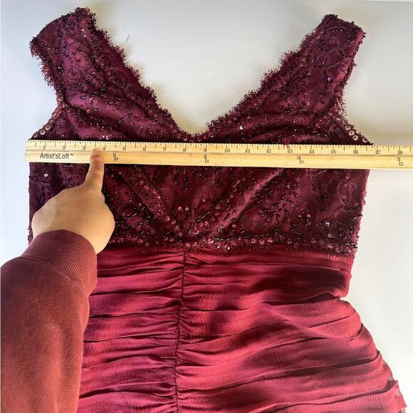 TADASHI SHOJI Lace Beaded Sleeveless Evening Dress Burgundy Wine 6 Prom Wedding - Picture 8 of 9